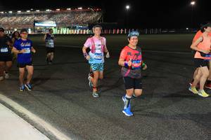 BIB: 
                            <button type="button" onclick="openModal(24189038)" class="btn btn-primary btn-sm float-right btn-popup" data-toggle="modal" data-target=".modal-high-quality">
                        <i class="fas fa-shopping-cart"></i> Add to Cart
                    </button>
                                            <button type="button" onclick="isThisMe(24189038, true)" class="btn btn-success btn-sm float-right btn-popup btn-isme hidden" data-toggle="tooltip" data-placement="bottom" title="นี่คือรูปของคุณใช่ไหม คลิกที่นี่เพื่อเอาเข้าอัลบั้ม">
                        <i class="fas fa-plus"></i> Add to album
                    </button>
                    <button type="button" onclick="isThisMe(24189038, false)" class="btn btn-warning btn-sm float-right btn-popup btn-isnotme hidden">
                        <i class="fas fa-ban"></i> Remove from album
                    </button>